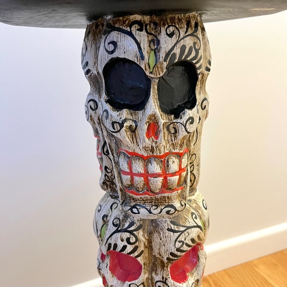 Handcrafted Indonesian Skull Pedestal Table - Picture 10 of 17
